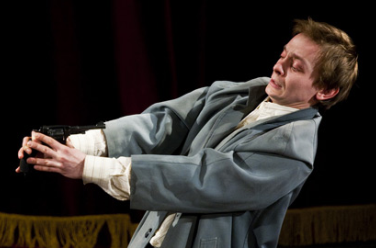 Кто автор этого безобразия