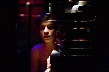 Девушка и революционер