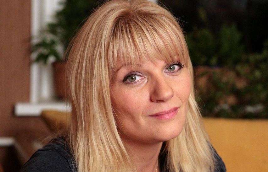 Анна Ардова