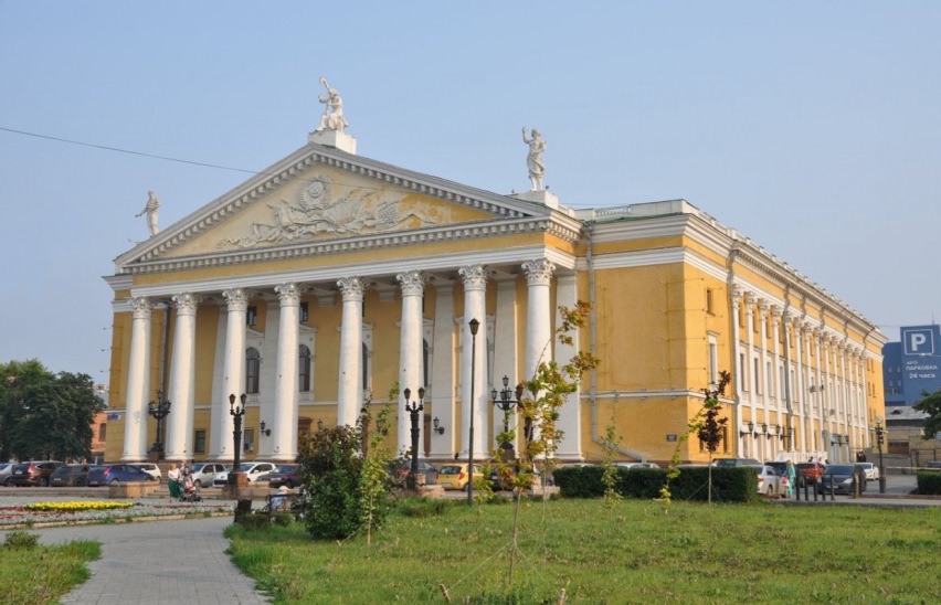 Челябинский государственный академический театр оперы и балета им. М.И. Глинки