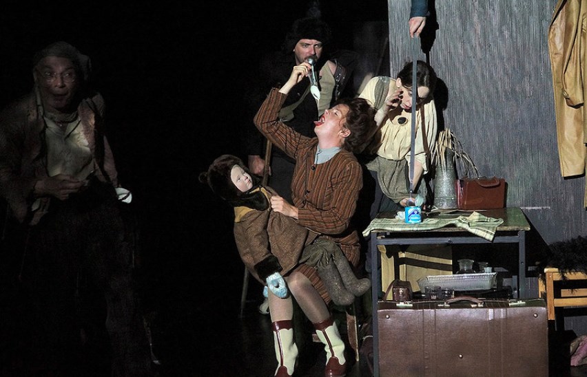 Дом с башенкой