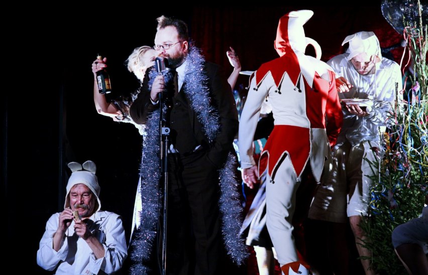 Елка у Ивановых