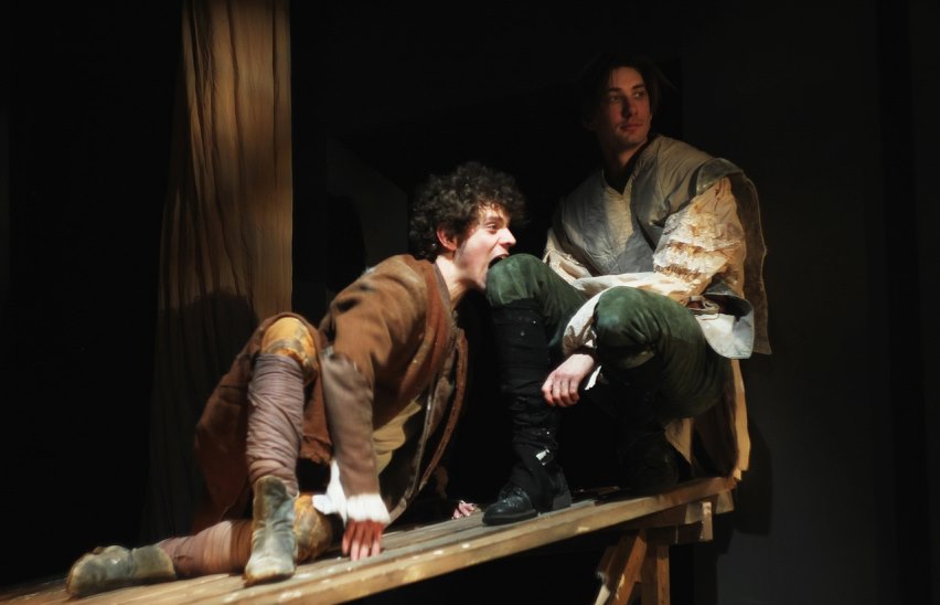 Генрих IV. Сцены