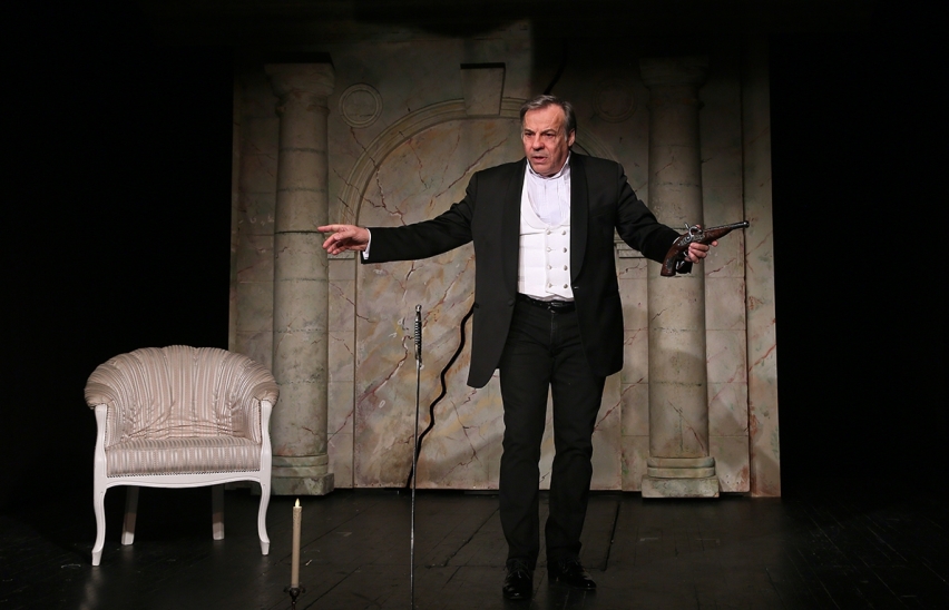 Лента поэзии