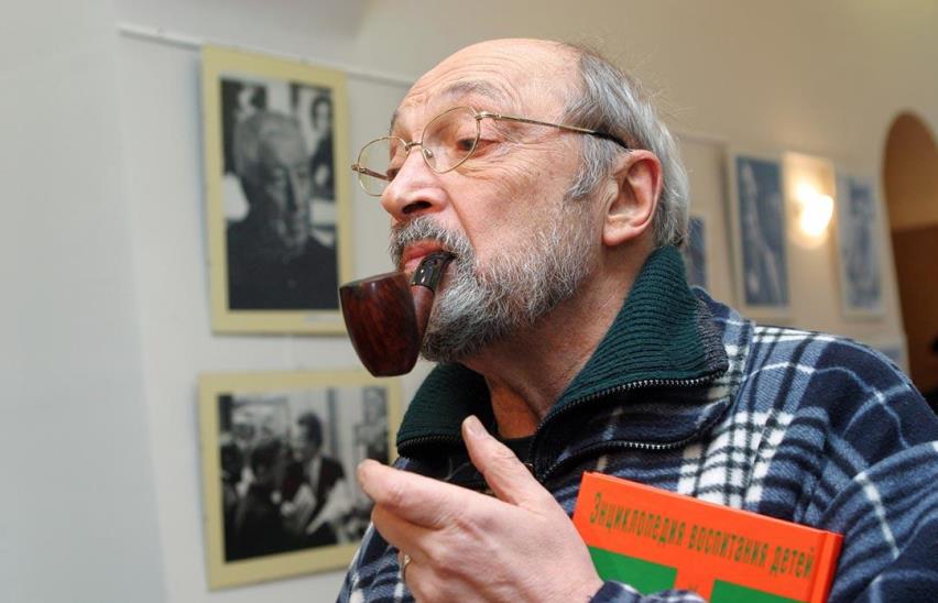 Михаил Козаков