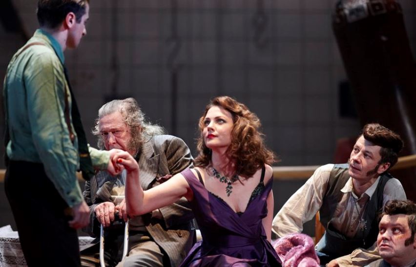 Не становись чужим