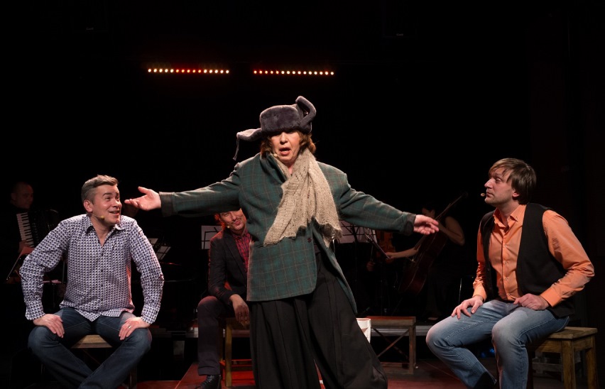 Нелепо, смешно, безрассудно