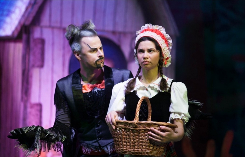 Необычайные приключения Красной Шапочки