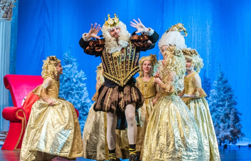 Новогодний бал Золушки