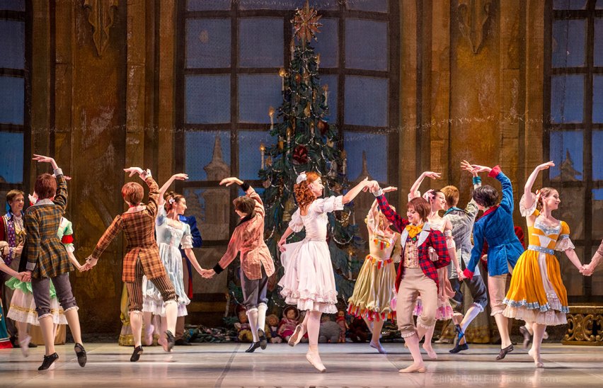 Новогодний спектакль Щелкунчик