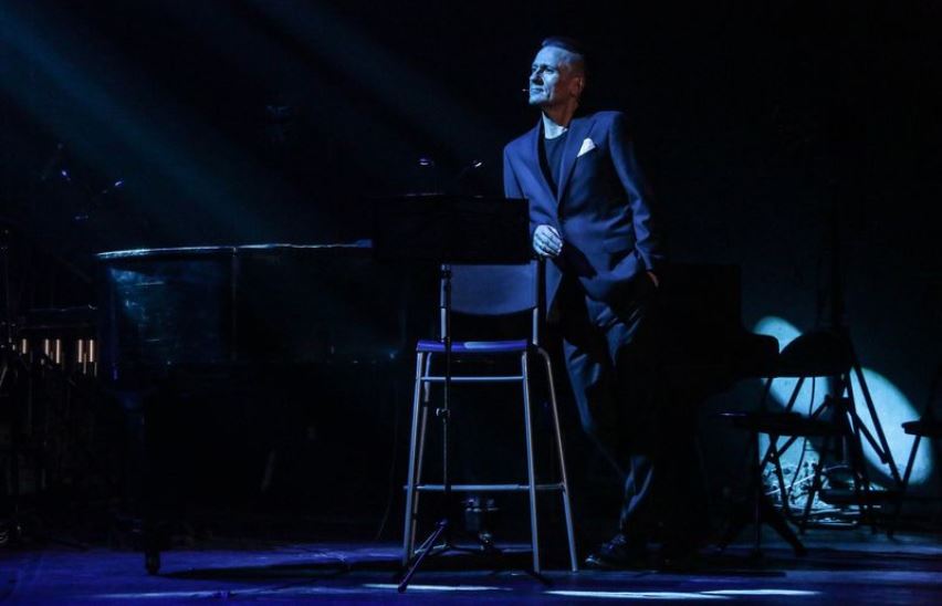 Новогодний вечер с Олегом Меньшиковым