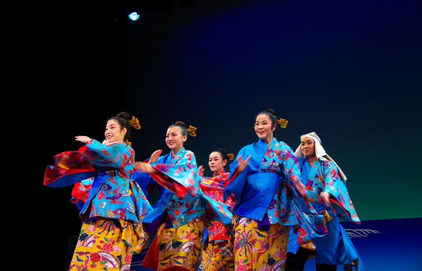 Ослепительная Окинава