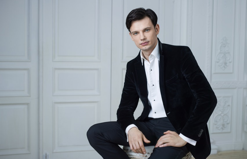 Павел Иванов