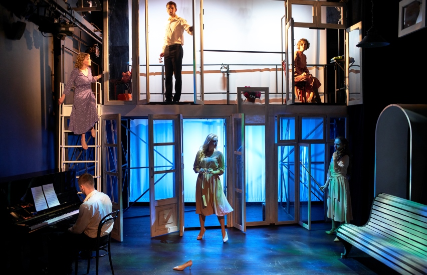 Почти счастливая история