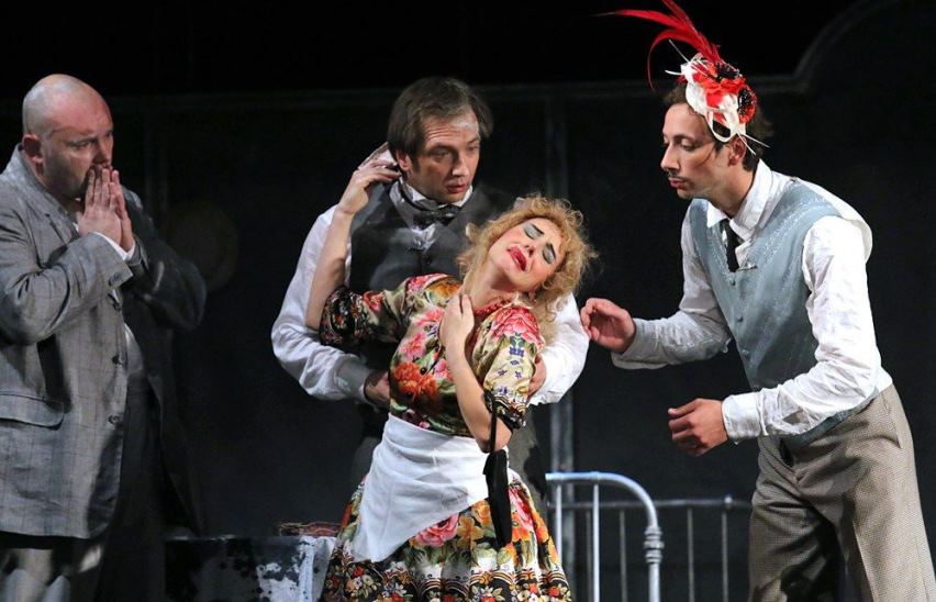 Подходцев и двое других