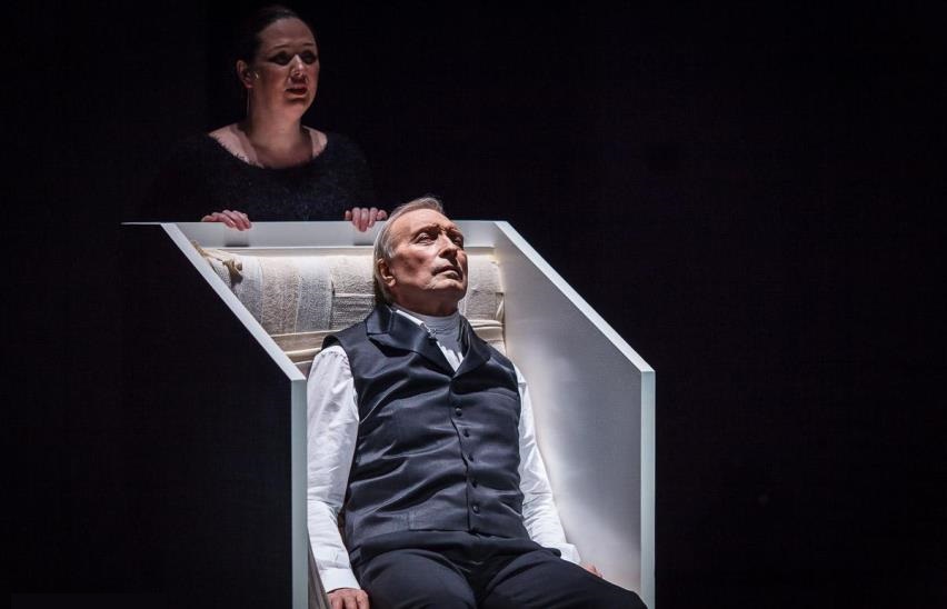 Скучная история