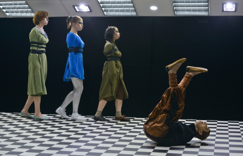 Танго квадрат