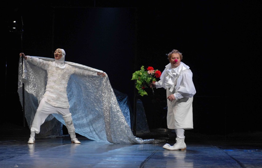 Зеленая птичка