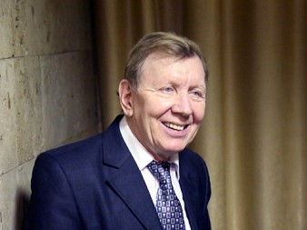 Юрий Чернов