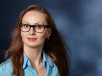 Елена Микоян