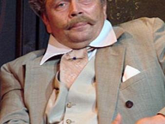 Александр Бобровский