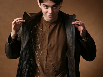 Александр Артамонов