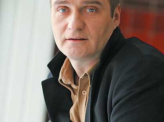 Александр Балуев